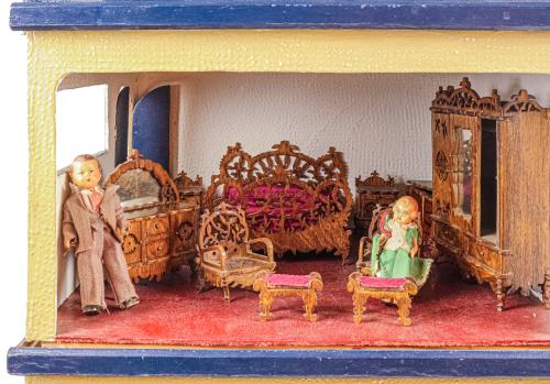 CASA DE MUÑECAS DE MEDIADOS DEL S.XX