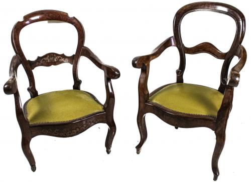 DOS SILLONES ISABELINOS CON APOYABRAZOS