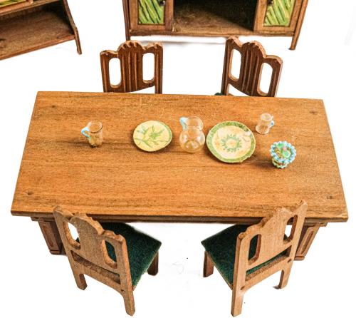COMEDOR DE JUGUETE DEL PRIMER TERCIO DEL S.XX