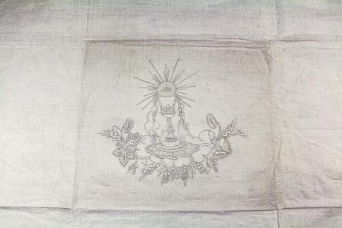 MANTEL DE IGLESIA DEL PRIMER TERCIO DEL S.XX