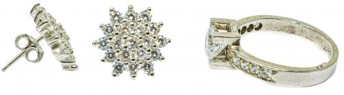 ANILLO Y PENDIENTES CON CIRCONITAS