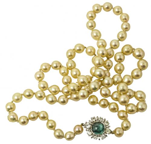 COLLAR LARGO DE PERLAS