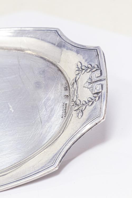 CONJUNTO DE OBJETOS DE PLATA DE MEDIADOS DE SIGLO XX