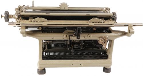 MÁQUINA DE ESCRIBIR  "CONTINENTAL" DE MEDIADOS DEL S.XX