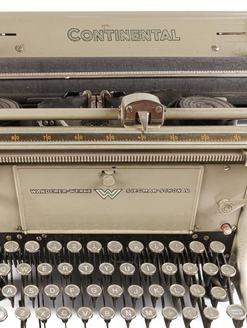 MÁQUINA DE ESCRIBIR  "CONTINENTAL" DE MEDIADOS DEL S.XX