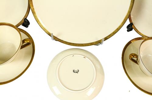CONJUNTO DE PIEZAS DE VAJILLA DE LA SEGUNDA MITAD DEL S.XX