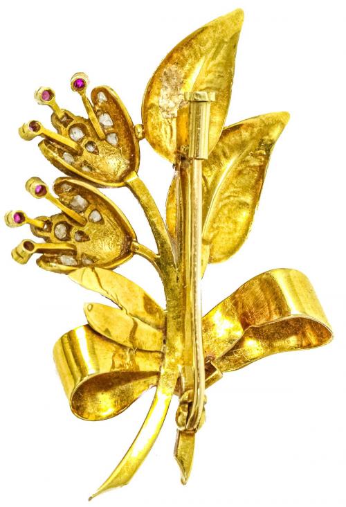 BROCHE FLORAL DE LOS AÑOS 40