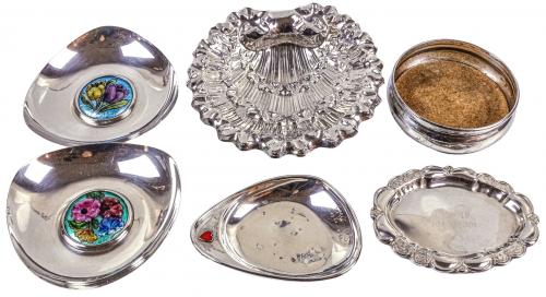 CONJUNTO DE VARIAS PIEZAS DE PLATA