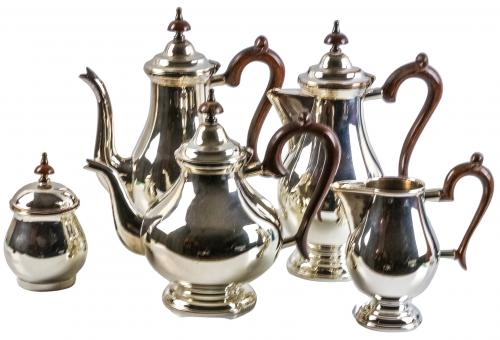 SERVICIO DE CAFÉ Y TÉ EN METAL DEL ÚLTIMO CUARTO DEL S.XX