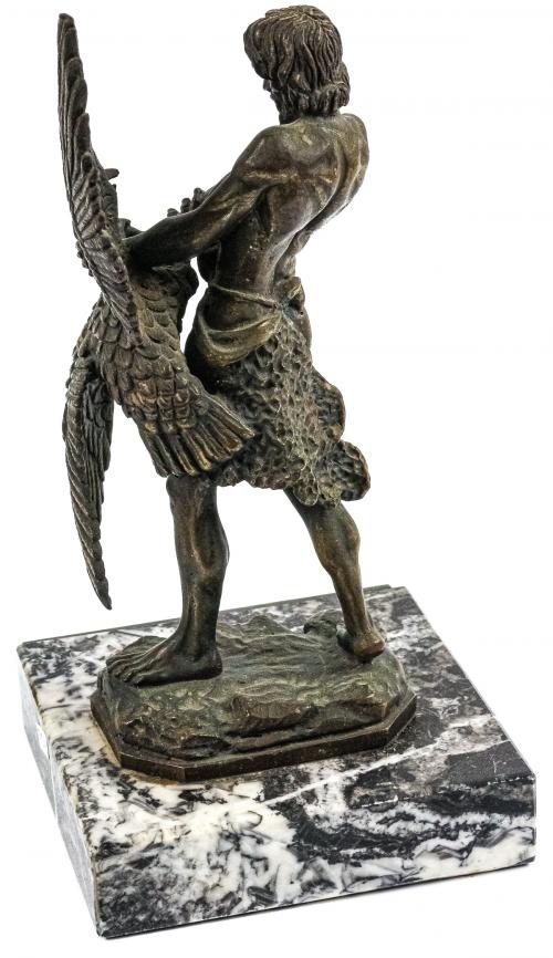 FIGURA DE BRONCE PATINADO