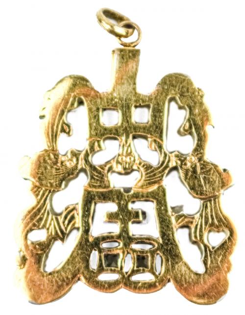 COLGANTE CON AMULETO ORIENTAL