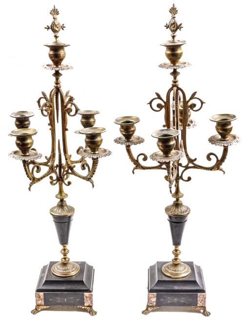 PAREJA DE CANDELABROS DE FINALES DEL S. XIX