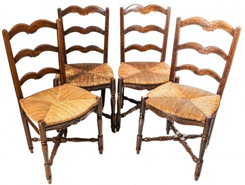 CUATRO SILLAS RUSTICAS S.XIX