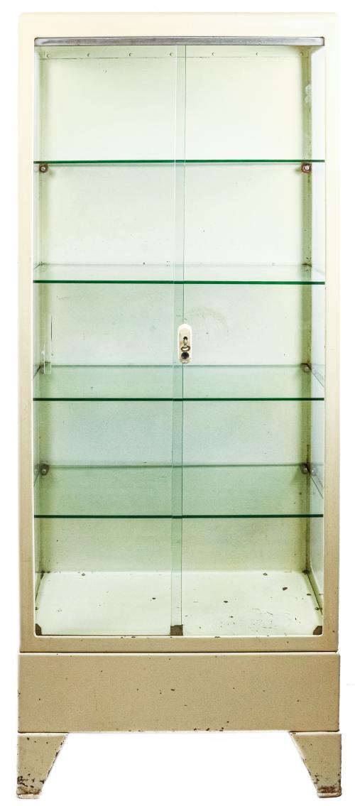 VITRINA DE CONSULTA MÉDICA DE MEDIADOS DEL S.XX