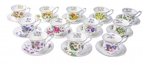 CONJUNTO DE 12 TAZAS EN PORCELANA INGLESA