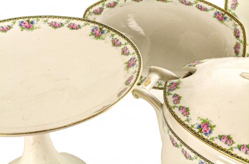 VAJILLA DE PORCELANA CHECOESLOVACA DEL PRIMER TERCIO S.XX