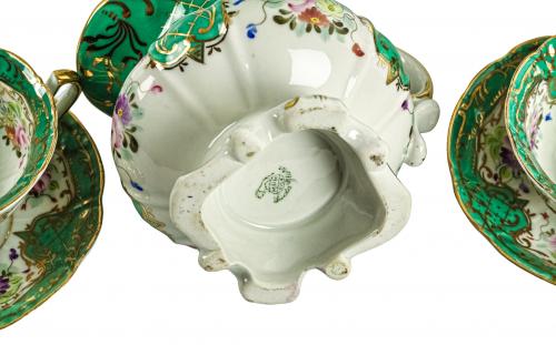 JUEGO DE CAFÉ DE PORCELANA  SANTA CLARA