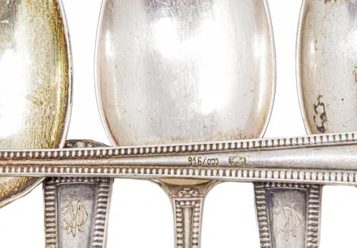 CONJUNTO DE CUBIERTOS EN PLATA