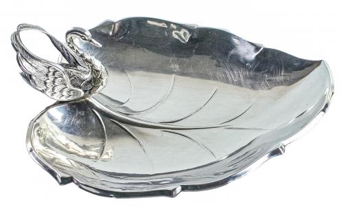 CENTRO DE MESA EN PLATA DE MEDIADOS DEL S.XX