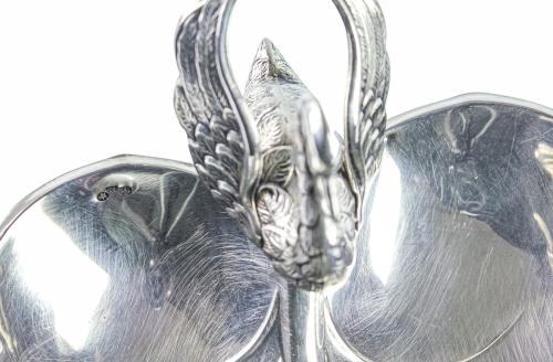 CENTRO DE MESA EN PLATA DE MEDIADOS DEL S.XX