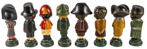 OCHO FIGURAS DE CABEZUDOS ZARAGOZANOS DE MEDIADOS DEL S.XX