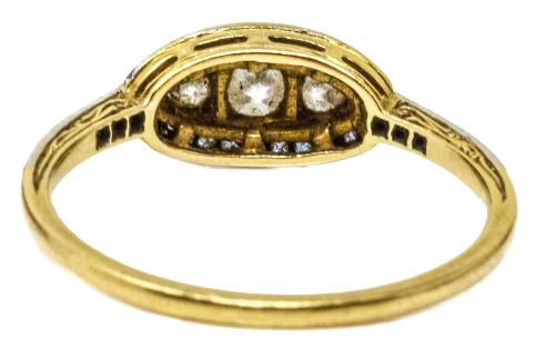 SORTIJA CON DIAMANTES Y ZAFIROS DE PPS. DEL S.XX