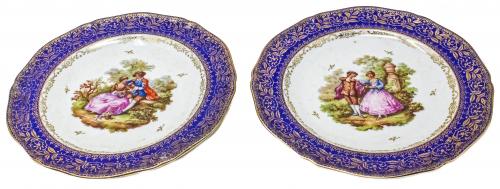 DOS PLATOS Y CUENCO EN PORCELANA LIMOGES