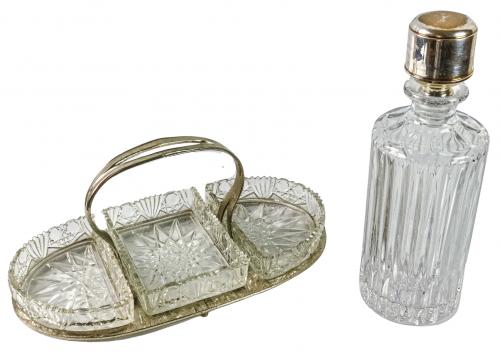 CENTRO DE MESA Y BOTELLA LICORERA DE MEDIADOS DEL S.XX