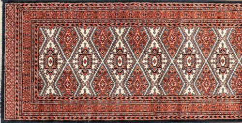 ALFOMBRA DE PASILLO DEL ÚLTIMO CUARDO DEL S.XX.