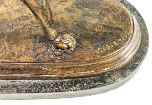 FIGURA EN BRONCE DE MEDIADOS DEL S.XX