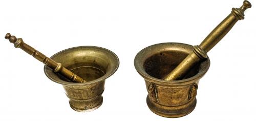 DOS MORTEROS EN BRONCE DEL S.XIX