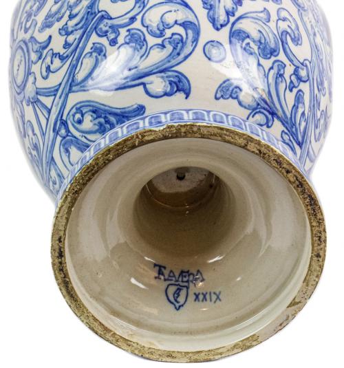 JARRÓN EN CERÁMICA DE TALAVERA DE MEDIADOS DEL S.XX