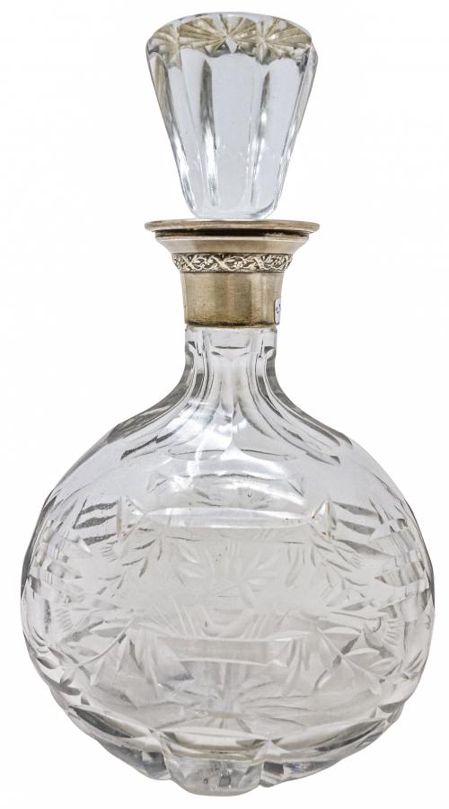 JARRA Y BOTELLA EN CRISTAL Y PLATA DE MEDIADOS DEL S.XX