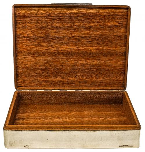 CAJA TABAQUERA Y CENTRITO EN PLATA