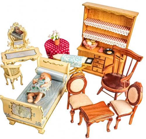 CONJUNTO DE MUEBLES PARA CASA DE MUÑECAS 