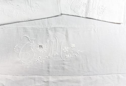 JUEGO DE CAMA DE MATRIMONIO DEL PRIMER TERCIO S.XX