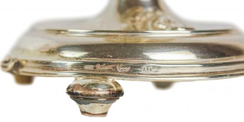 CANDELERO DE PLATA DE MEDIADOS DE S. XX