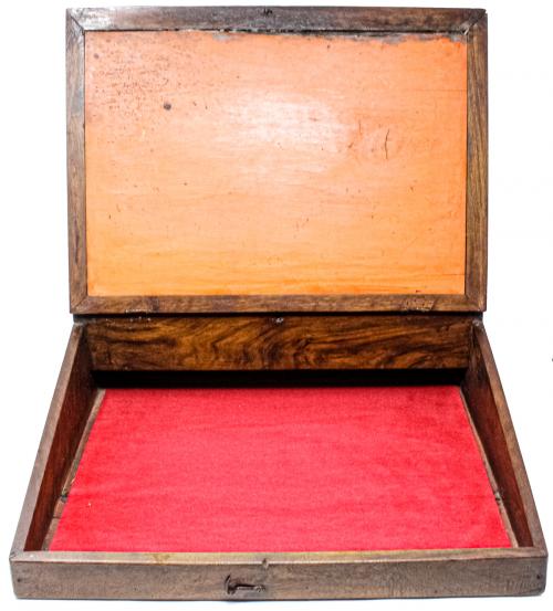 CAJA ESCRIBANÍA DE SOBREMESA DE PRINCIPIOS DEL S.XX