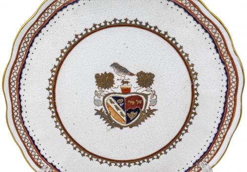 PAREJA DE FUENTES EN PORCELANA DEL ÚLTIMO CUARTO DEL S.XX
