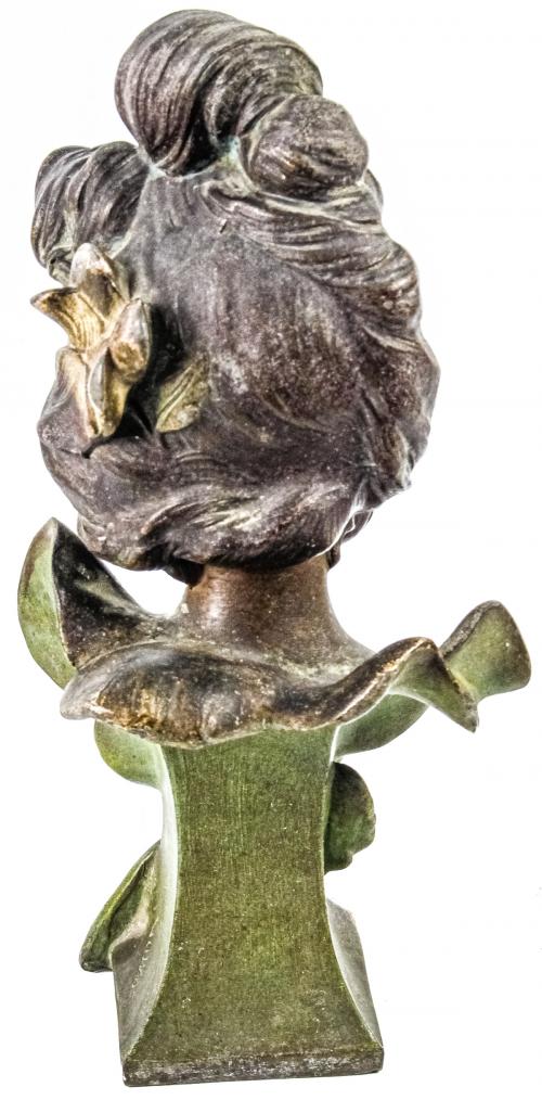 PEQUEÑO BUSTO MODERNISTA DE PRINCIPIOS DEL S.XX