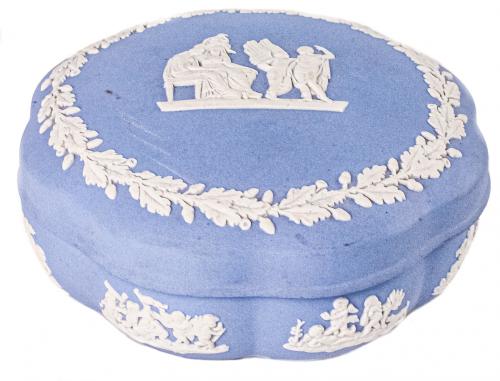 CAJA EN PORCELANA "WEGDWOOD" DE MEDIADOS DEL S.XX