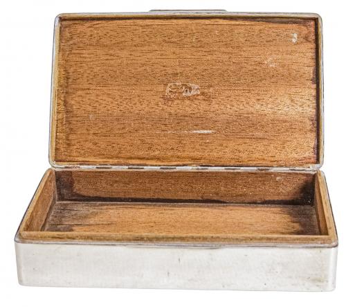 CAJA CIGARRERA EN PLATA DE MEDIADOS S.XX