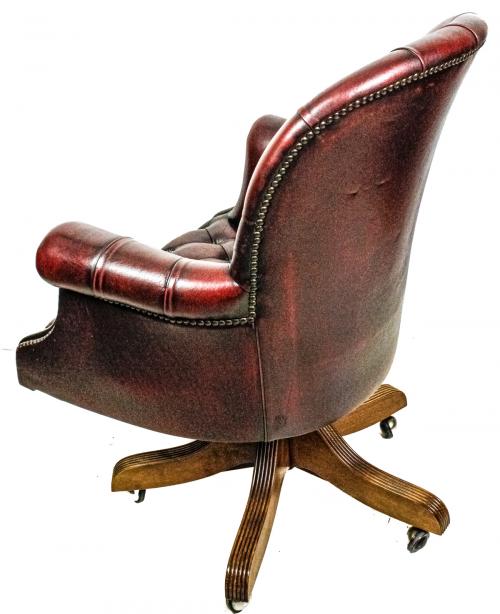 SILLÓN DE DESPACHO DE LOS AÑOS 70