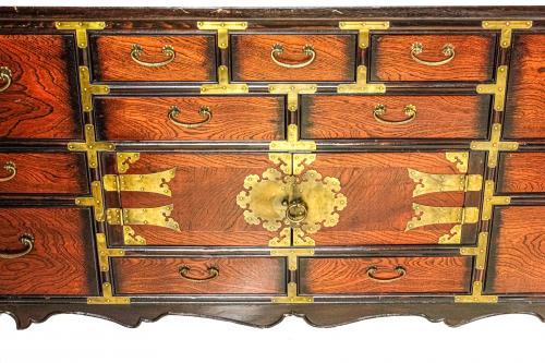 MUEBLE CAJONERO CHINO DE LOS AÑOS 80