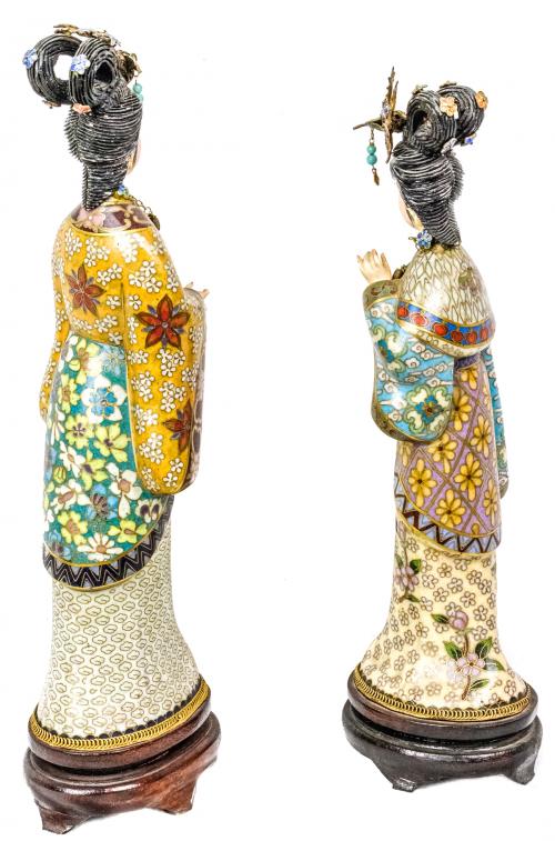 DOS FIGURAS ORIENTALES DE ESMALTE CLOISONNÉ DE LOS AÑOS 70