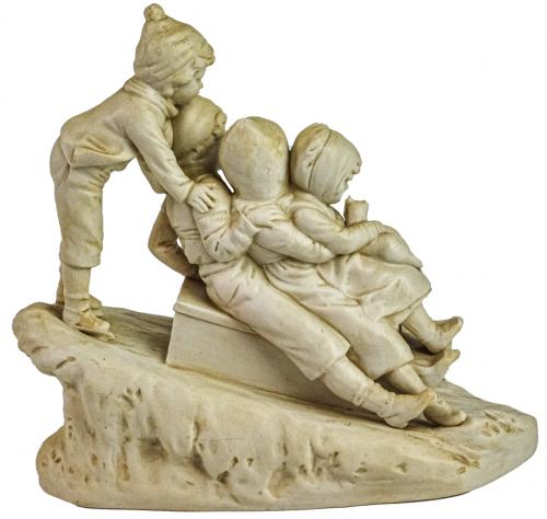 GRUPO DE BISCUIT "NIÑOS CON TRINEO"
