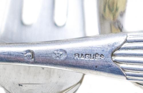 CUBERTERÍA DE PLATA DE LA FIRMA BAGUÉS