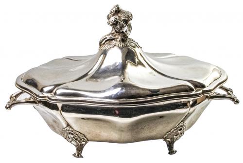 SOPERA DE PLATA DE MEDIADOS DE SIGLO XX