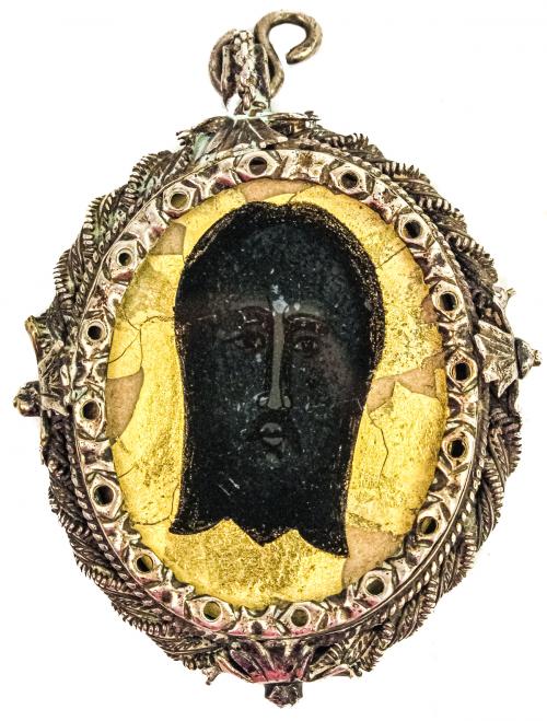MEDALLA RELICARIO EN PLATA S.XVII