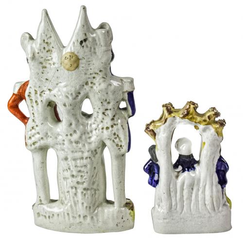 DOS FIGURAS "STAFFORD" DEL PRIMER TERCIO S.XX